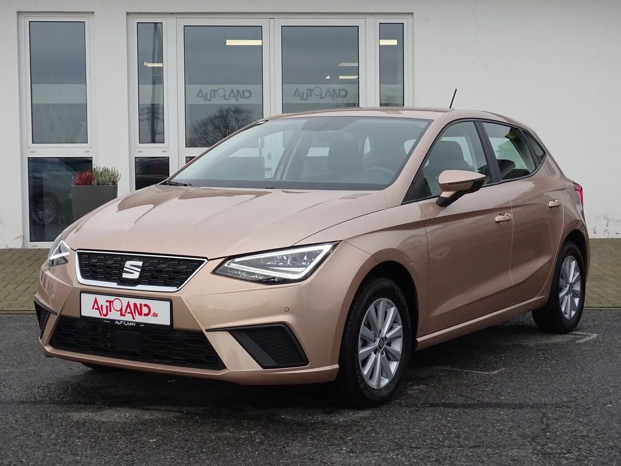 Seat Ibiza 1.0 TSI Style...  Image 1